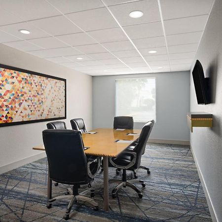 Holiday Inn Express & Suites Boynton Beach West By Ihg Exterior foto